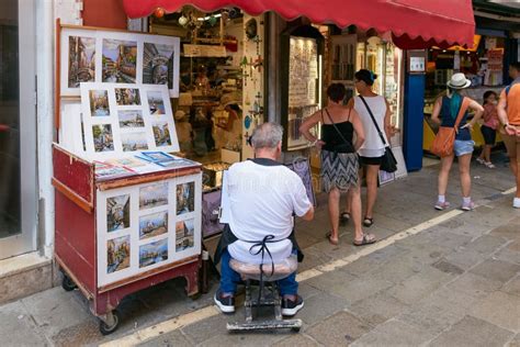 street vendors in venice